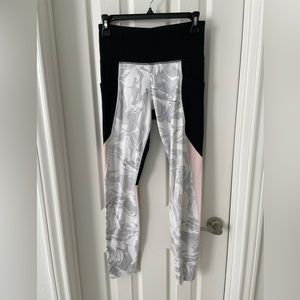 Athleta legging, size small